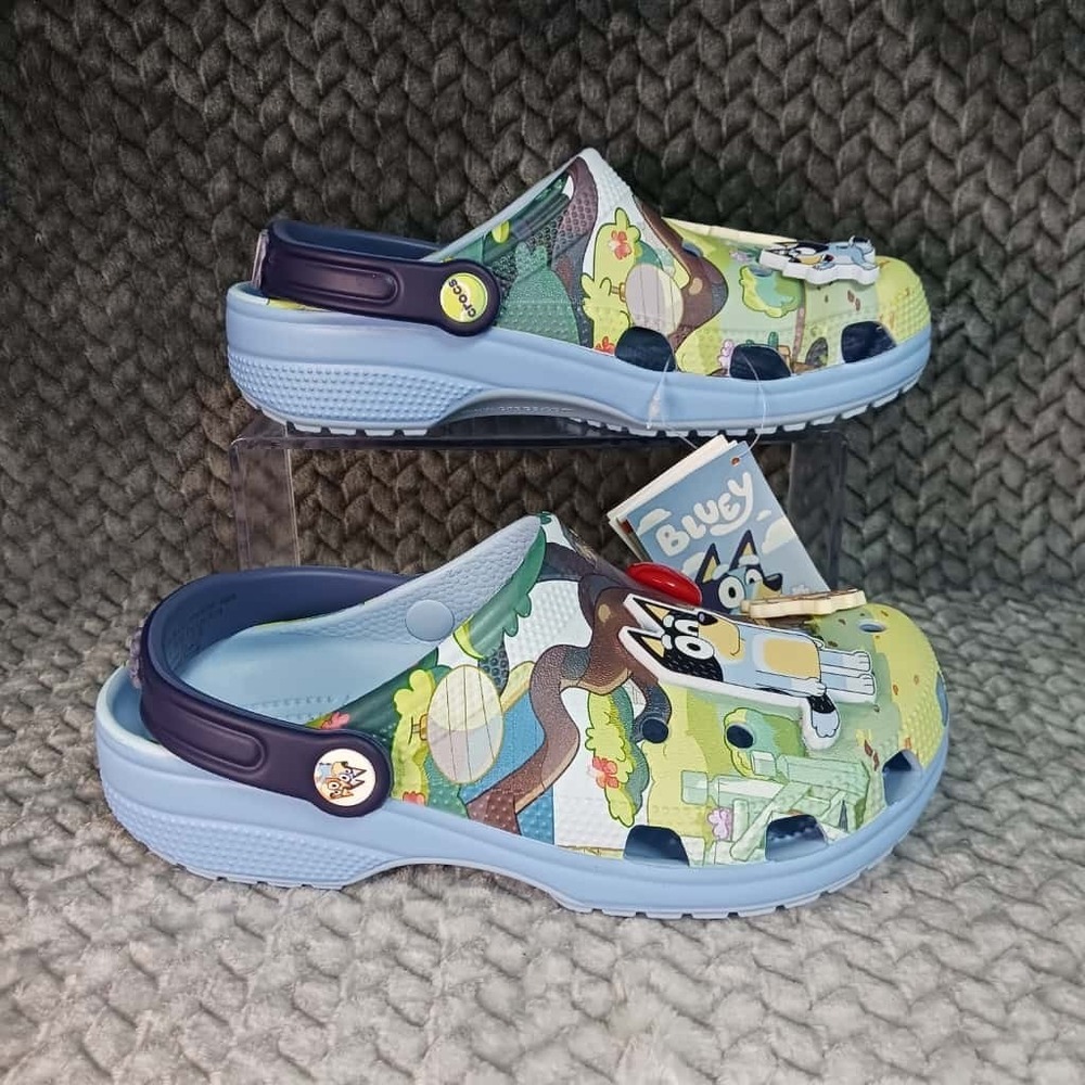 Bluey crocs toddler size Mens 5 Womens‎ 7 new classic clog
